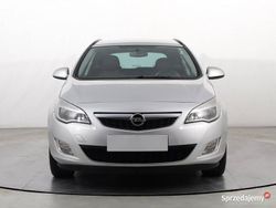 Srebrny Używany 2011 Opel Astra Kombi | 20 999 zł (Uczciwa cena)