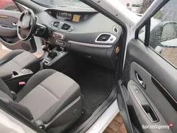 Używany 2014 Renault Scénic III Minivan | 26 500 zł (Uczciwa cena)