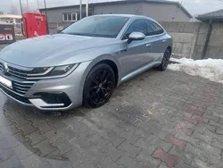 Srebrny Używany 2018 VW Arteon R-line Hatchback | 103 000 zł