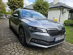 Srebrny Używany 2020 Skoda Superb LAURIN & KLEMENT | 69 990 zł (Uczciwa cena)