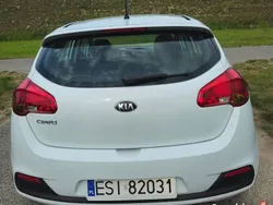 Biały Używany 2012 Kia Ceed 2 Hatchback | 22 500 zł (Uczciwa cena)