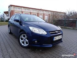 Niebieski Używany 2011 Ford Focus Kombi | 15 400 zł (Dość drogi)