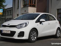 Biały Używany 2016 Kia Rio 4 Hatchback | 35 900 zł (Uczciwa cena)