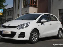 Biały Używany 2016 Kia Rio 4 Hatchback | 39 900 zł (Drogi)