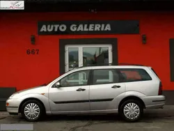 Srebrny (metalik) Używany 2000 Ford Focus Sedan/Limuzyna | 6900 zł