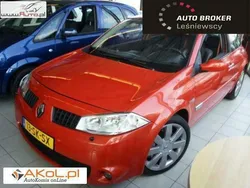Pomarańczowy Używany 2006 Renault Mégane II Hatchback | 19 400 zł
