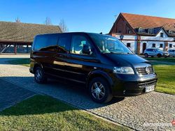 Czarny Używany 2005 VW Multivan Highline Van | 32 900 zł (Uczciwa cena)