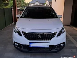 Biały Używany 2019 Peugeot 2008 SUV | 48 800 zł (Uczciwa cena)