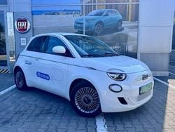 Biały Używany 2023 Fiat 500e Hatchback | 136 000 zł