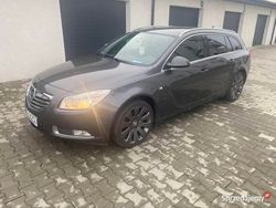 Grafitowy Używany 2009 Opel Insignia Kombi | 15 900 zł (Dość drogi)
