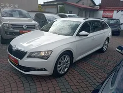 Biały Używany 2018 Skoda Superb Sedan/Limuzyna | 59 900 zł (Dobra cena)