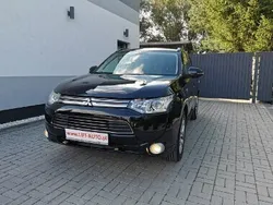 Czarny Używany 2014 Mitsubishi Outlander P-HEV SUV | 64 900 zł