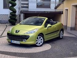 Zielony jasny (metalik) Używany 2007 Peugeot 207 CC Kabriolet | 13 900 zł (Uczciwa cena)
