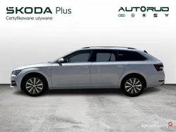Biały Używany 2024 Skoda Superb Style Kombi | 136 900 zł (Drogi)