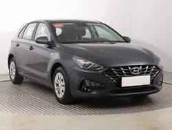 Szary Używany 2022 Hyundai i30 Hatchback | 63 999 zł (Uczciwa cena)