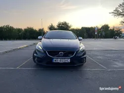 Granatowy Używany 2013 Volvo V40 R-Design Kombi | 41 900 zł (Drogi)