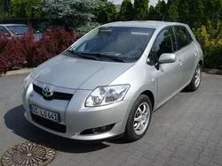 Srebrny Używany 2009 Toyota Auris Sedan/Limuzyna | 22 500 zł (Uczciwa cena)