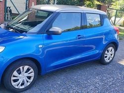 Niebieski Używany 2017 Suzuki Swift Hatchback | 40 000 zł (Dość drogi)