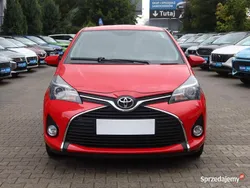 Czerwony Używany 2016 Toyota Yaris Hatchback | 46 999 zł (Dość drogi)