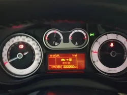 Czerwony Używany 2016 Fiat 500L Living Minivan | 24 900 zł (Uczciwa cena)
