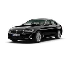 Czarny Używany 2021 BMW 520 Luxury Line Sedan/Limuzyna | 169 900 zł