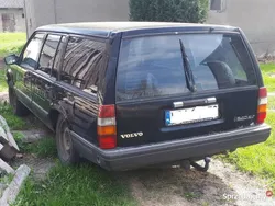 Granatowy Używany 1990 Volvo 940 Kombi | 5999 zł