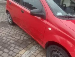 Czerwony Używany 2005 Chevrolet Aveo Sedan/Limuzyna | 4000 zł (Uczciwa cena)