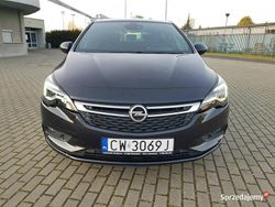 Czarny (metalik) Używany 2016 Opel Astra Sport Hatchback | 41 500 zł (Uczciwa cena)