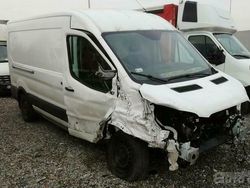 Biały Używany 2019 Ford Transit | 30 504 zł