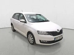 Biały Używany 2022 Skoda Rapid Kombi | 17 251 zł (Dobra cena)