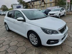Biały Używany 2020 Peugeot 308 Hatchback | 41 000 zł (Super Cena)