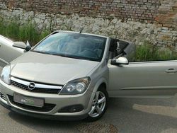 Srebrny Używany 2006 Opel Astra Cabriolet Kabriolet | 13 700 zł