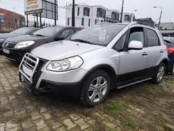 Srebrny Używany 2009 Fiat Sedici SUV | 13 900 zł (Uczciwa cena)