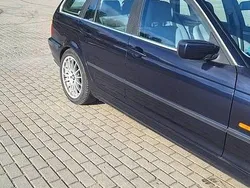 Niebieski Używany 2000 BMW 320 Kombi | 6700 zł (Dobra cena)