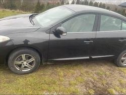Czarny Używany 2010 Renault Fluence Sedan/Limuzyna | 10 900 zł