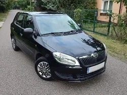 Czarny Używany 2011 Skoda Fabia Hatchback | 17 700 zł (Uczciwa cena)