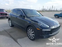 Czarny (metalik) Używany 2016 Porsche Cayenne SUV | 53 400 zł