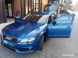 Niebieski Używany 2010 Audi A4 Kombi | 28 700 zł (Uczciwa cena)