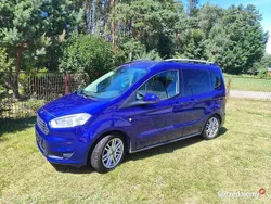 Niebieski Używany 2014 Ford Tourneo Courier Minivan | 25 500 zł (Dobra cena)