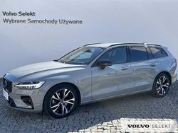 Szary Używany 2025 Volvo V60 Kombi | 184 900 zł