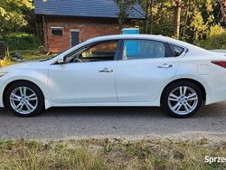 Biały Używany 2014 Nissan Altima Sedan/Limuzyna | 29 900 zł
