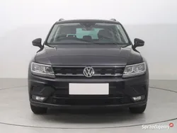 Czarny Używany 2019 VW Tiguan SUV | 86 999 zł (Uczciwa cena)