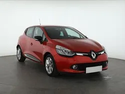 Czerwony Używany 2015 Renault Clio IV Hatchback | 28 999 zł (Uczciwa cena)
