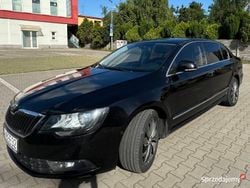 Czarny Używany 2014 Skoda Superb Ambition Sedan/Limuzyna | 37 900 zł (Super Cena)