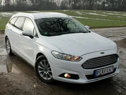 Biały (metalik) Używany 2018 Ford Mondeo Kombi | 40 999 zł (Super Cena)