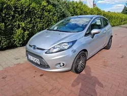 Srebrny Używany 2010 Ford Fiesta Hatchback | 6900 zł (Dobra cena)