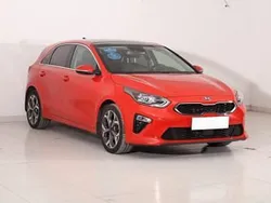 Czerwony Używany 2019 Kia Ceed Hatchback | 67 999 zł (Dość drogi)