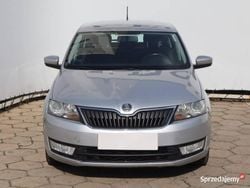 Srebrny Używany 2013 Skoda Rapid Hatchback | 33 999 zł (Uczciwa cena)