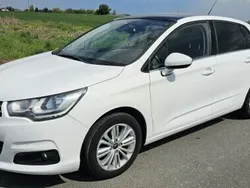Biały Używany 2016 Citroën C4 Hatchback | 19 900 zł