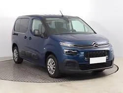 Niebieski Używany 2019 Citroën Berlingo Minivan | 59 999 zł (Uczciwa cena)